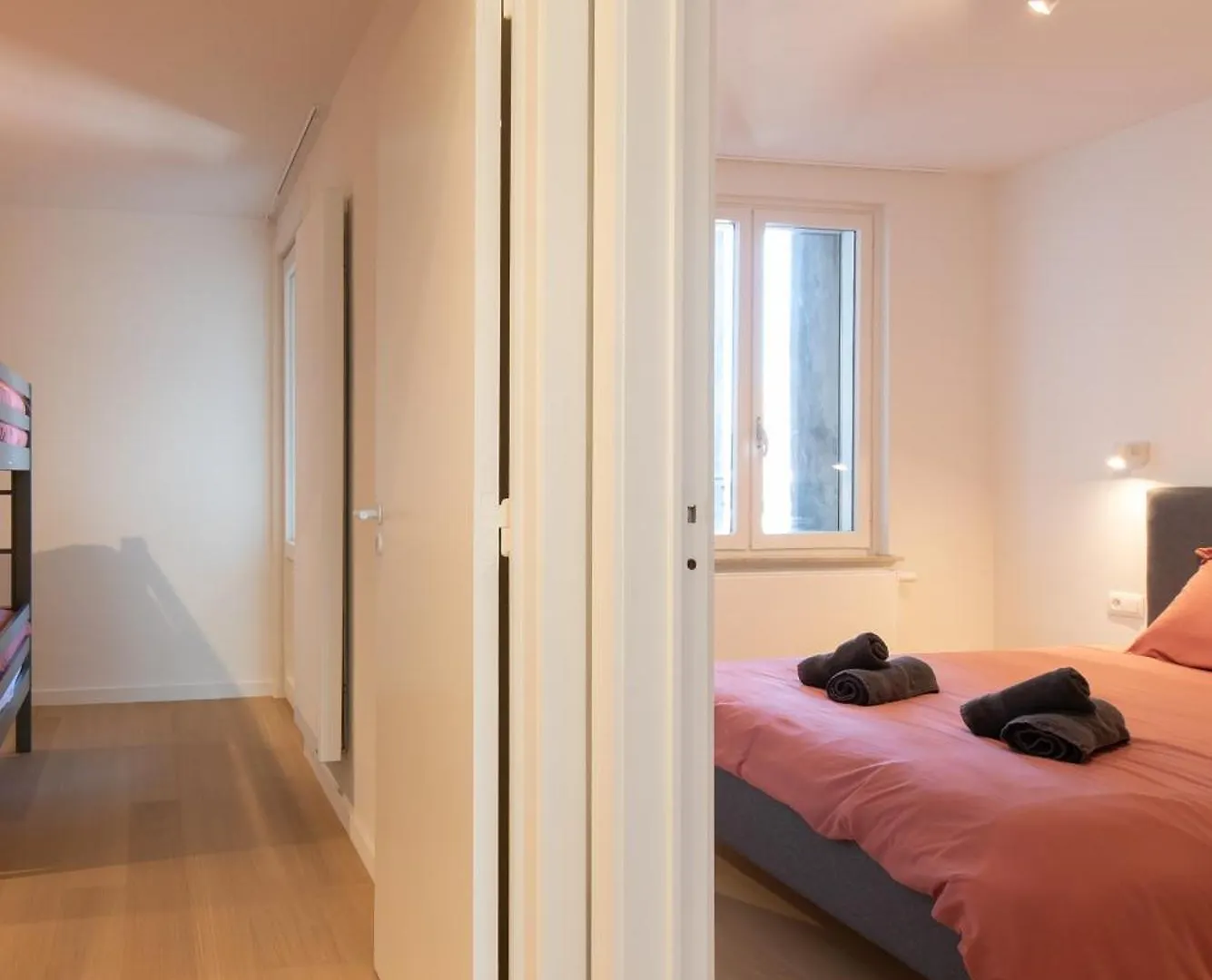 Luxury Apartment With Marina View And Free Parking